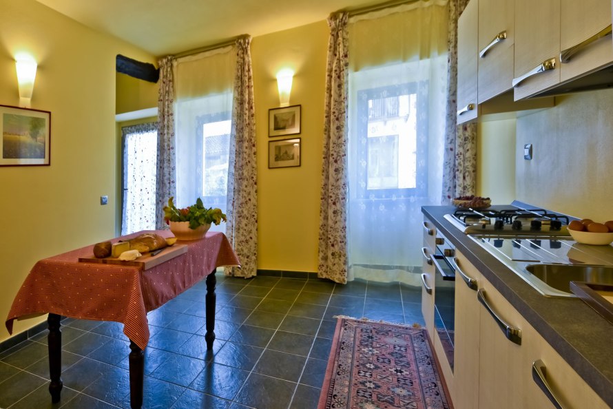 appartamento_mele_lumin_cucina2